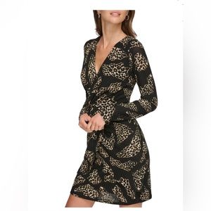 Black/pecan color size xxs. 93% polyester ,7%Elastane ,voering: 100% polyester.